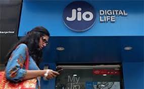 Reliance Jio Airtel Bsnl Recharge Plans Under Rs 200 With Unlimited Calling The Competitive Telecom Sector Has Ultimately Ben Reliance Personal Finance Life