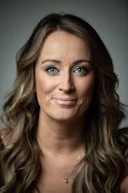 Kate Singleton's Instagram, Twitter & Facebook