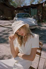 Buckethats Hats Hatsoutfit Buckethatsoutfit Hattrends Trendyhats Hatstyle Style Fashion Outfits With Hats Bucket Hat Fashion Bucket Hat Outfit