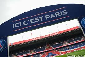 Beginning his senior career in france with bordeaux, he later played for reims, before joining sevilla for €3.5 million in 2014, winning the uefa europa league in both of his two. Psg Des Precisions Sur Le Match Amical Entre Le Psg Et Le Fc Seville