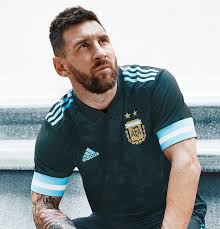 Armando stadium on may 29, 2018 in buenos aires, argentina. Barcacentre On Twitter Image Lionel Messi Wearing The New Argentina Away Kit