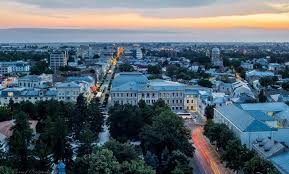 Se pare ca in braila traficul este ingreunat de zapada care a cazut in ultimele zile. Vremea In JudeÈ›ul BrÄƒila In UrmÄƒtoarele 7 Zile Societatea