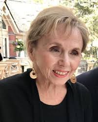 Ann Cerniglia's Instagram, Twitter & Facebook