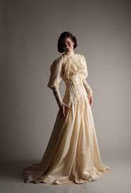 Early 1900s Wedding Gown Victorian Wedding Dress The Victorian Wedding Dress Victorian Wedding Wedding Gowns