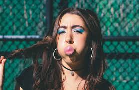 Your Magazine Volume 18 Issue 3: December 2022 by Your Magazine