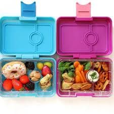 Yumbox original bento box for kids green leakproof lunch box. Yumbox Mini Snackbox Fur Gesunde Snacks Fur Kinder Gesunde Snacks Fur Kinder Snacks Fur Kinder Essen In Der Schule
