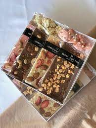 Chocolate With Berries Homemade Chocolate Bars Diy Chocolate Bars Dessert Packaging