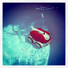 Comment Choisir Un Aspirateur De Piscine