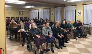 Resultado de imagen de residentes en personas mayores