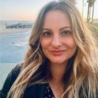 Heather Valle's Instagram, Twitter & Facebook