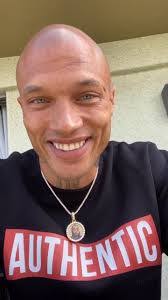 Ebony Meeks's Instagram, Twitter & Facebook