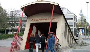 Las Estaciones Subterraneas Mas Impresionantes Del Mundo Turismo Estacion De Metro Vagones De Tren Estacionamiento