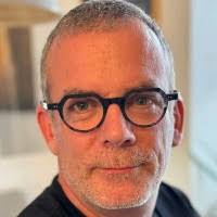 500+ "Mouillé" profiles