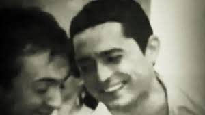 Tragična smrt našeg pevača kog su svi obožavali, iza sebe ostavio ćerku i  suprugu