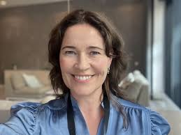 Så där ja! Då är mitt 17e interimsuppdrag (på 12 år) igång och jag är glad  att bekanta mig med Skanska Bostadsutveckling i rollen som operativ  marknads- och kommunikationschef. Det känns superkul