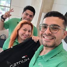 Daniel Revilla (@revilladaniel) • Instagram photos and videos