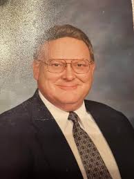 Please keep my stepfather and his family in your prayers... his mother  passed away last night 🙏🏼☝🏼