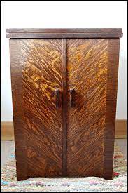 Posts about vintage singer sewing machines written by fargosmom and sid. Singer Cabinet 46 Oldsingersewingmachineblog