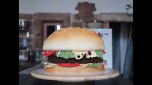Eine küche kann alles sein: Anleitung Torte Hamburger Burger Torte Wopper Torte Mein Erstes Video Youtube