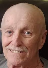 Elaine Whipple's Instagram, Twitter & Facebook