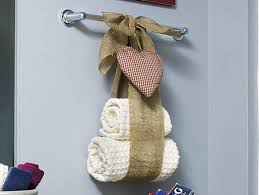 More and more people are adopting decorative storage over decorative towels. 25 Creatively Easy Decorative Towels For Bathroom Ideas Having A Bathroom Which Looks And Feels So Inviti Decorative Towels Bathroom Towel Decor Fancy Towels