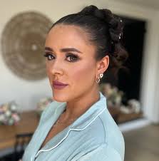 HAMILTON MAKEUP ARTIST (@wardah.makeupartist) • Instagram photos and videos