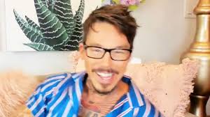 Maybe you would like to learn more about one of these? How Design At Your Door Host David Bromstad Is Virtually Redesigning Rooms Exclusive Entertainment Tonight