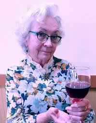 A dose of comedy — Oregon Coast TODAY