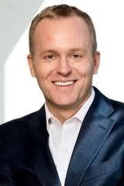 Scott Curran's Instagram, Twitter & Facebook