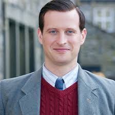 Derek Der's Instagram, Twitter & Facebook