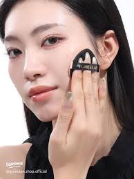 Cushion Truffle Hitam GMEELAN: Makeup Cerah, Halus, dan Bebas Minyak  Sepanjang Hari