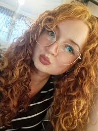 Some people look smart but they've no brains...if looks was a person 🤣🤣