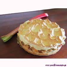 Rhabarberkuchen Mit Baiserhaube Rezept Mit Bild Rezept Rhabarberkuchen Mit Baiserhaube Lecker Backen Kuchen Und Torten Rezepte