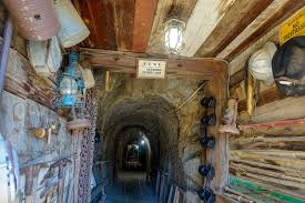 Julian mining company is a health, wellness and fitness company based out of 4444, julian, california, united states. In The Underground Tunnels Of Julian S Eagle Mine All That Glitters Is Gold Roadtrippers
