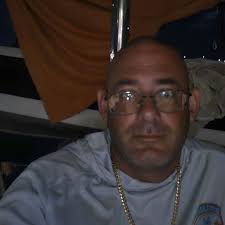 Who is the young man selling bat boxes in St. Thomas?