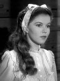 Kelsey Ingram (poohbearingram)