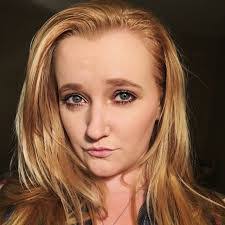 Rachel Crites's Instagram, Twitter & Facebook