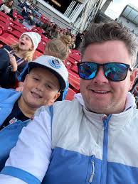 Charlie Blunt (@charlieeblunt)