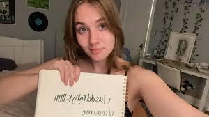 trying this again, 19f : rRoastMe