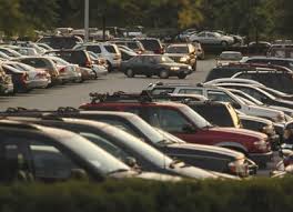 Reserve Parking Spaces Online With Parkwhiz Tech Purewow Concert Venue Parking Space Purewow