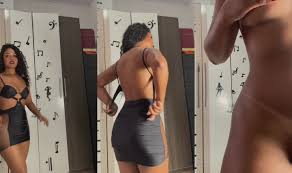 Jacqueline Sousa Nua Tirando A Saia Bem Safadinha