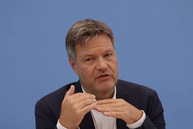 Germany's Robert Habeck files 730 hate crime complaints – POLITICO
