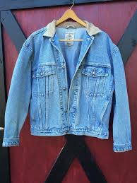 Banana Republic Jean Jacket Rare Blue Jean By Bostoninventory Clothes Banana Republic Jeans Jackets