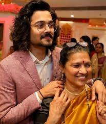 Bhuvan bam height 5 ft 7 in (170 cm) and weight 64 kg. Bhuvan Bam Wiki Height Age Girlfriend Family Biography More Wikibio