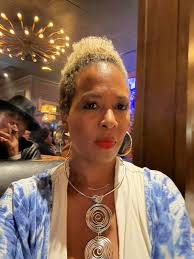 Dawn Mickens's Instagram, Twitter & Facebook