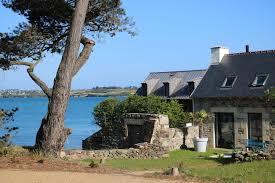 Dans Les Cotes D Armor Les Petites Maisons Arin En 2020 Petite Maison Maison Particuliere Gites De Charme