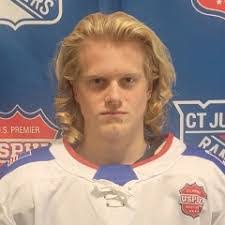 Michelle Rak's Instagram, Twitter & Facebook