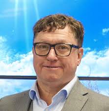 Risca RFC would like to give a warm welcome our new president of the club  ⚫️🟡⚫️🟡 Andy Tubbs . MD of Cicor Newport Welcome to the club Andy . 🏉🏉