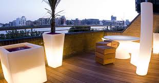 The Funky Roof Terrace Garden By Earth Designs Www Earthdesigns Co Uk London Garden Design And Landscape Build Rooftop Terrace Design Terrace Design Rooftop Terrace