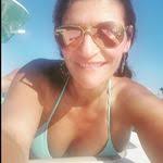 Karen Lampkin's Instagram, Twitter & Facebook